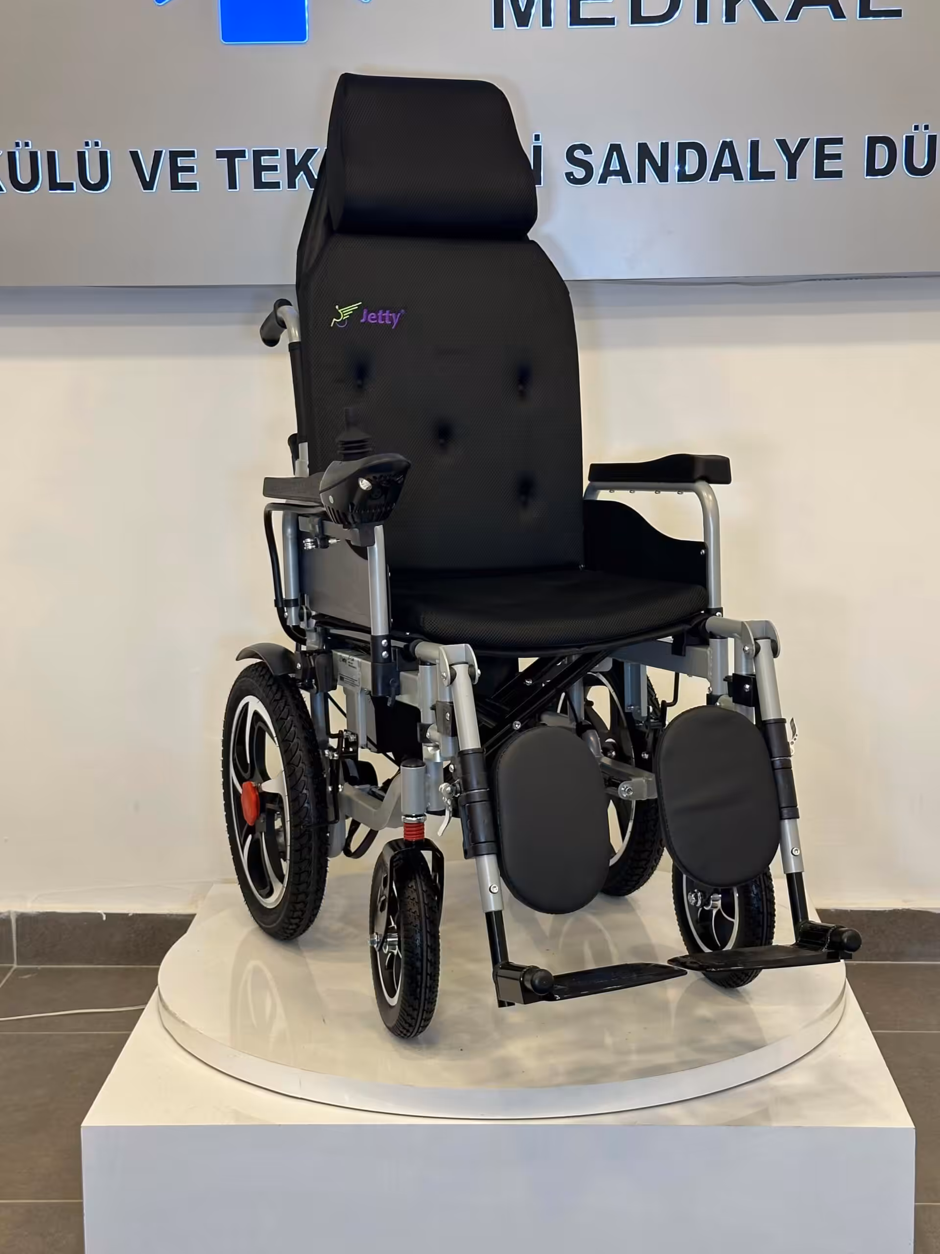 Jetty JT 124 Katlanabilir Elektrikli Engelli Arabası Sırtı Yatar